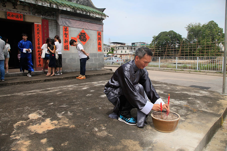 陶氏秋祭在祠堂拜祭後再到三聖宮拜神。