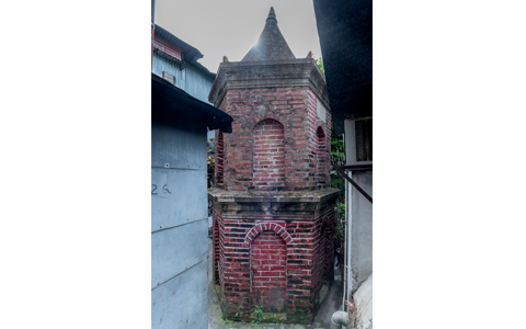 李靈仙姐塔和牧場遺蹟
