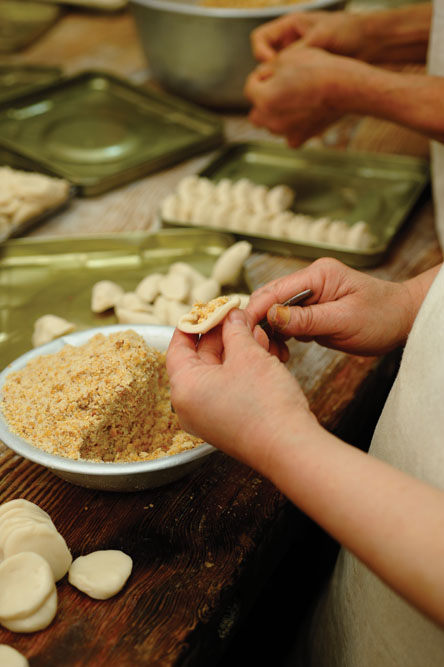 餡料是製作上最重要的一環。