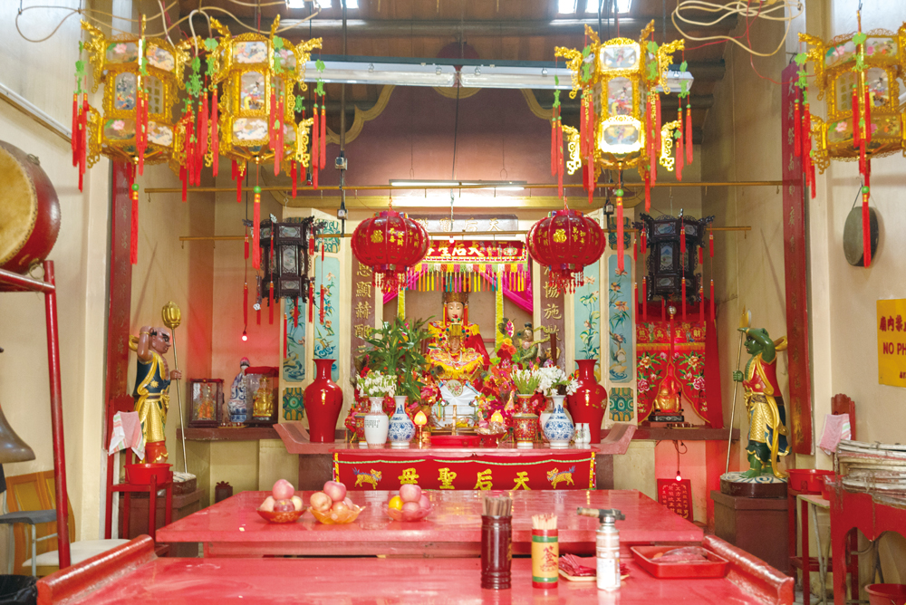 天后是南丫島居民的重要神靈，其廟宇是島上的重要建築。